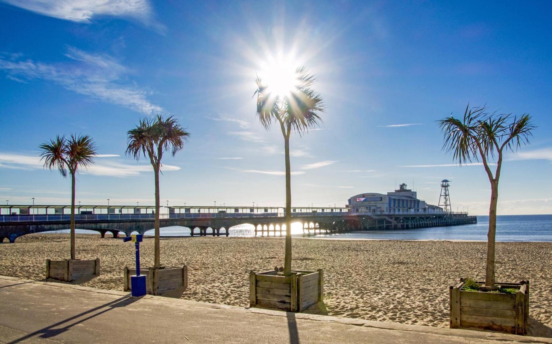 Rockley Park - Coral Hotel Poole Bagian luar foto